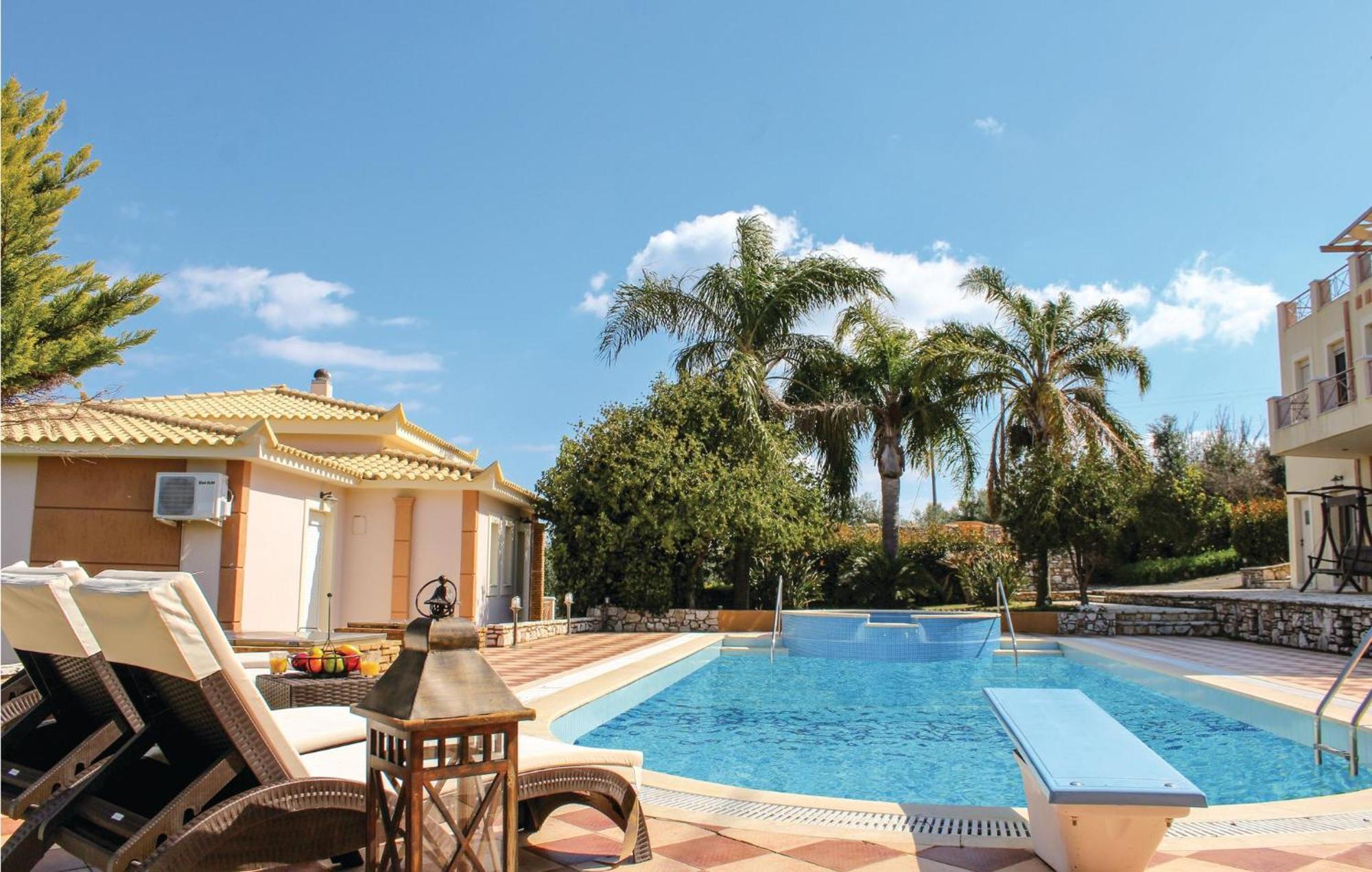 Amazing Home In Koroni With Wifi Экстерьер фото