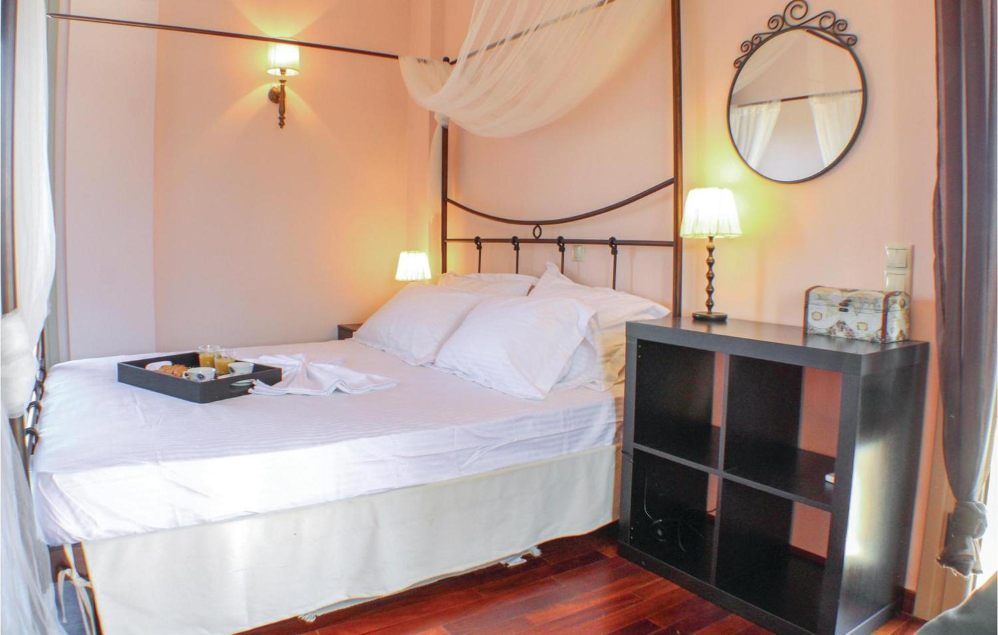 Amazing Home In Koroni With Wifi Экстерьер фото
