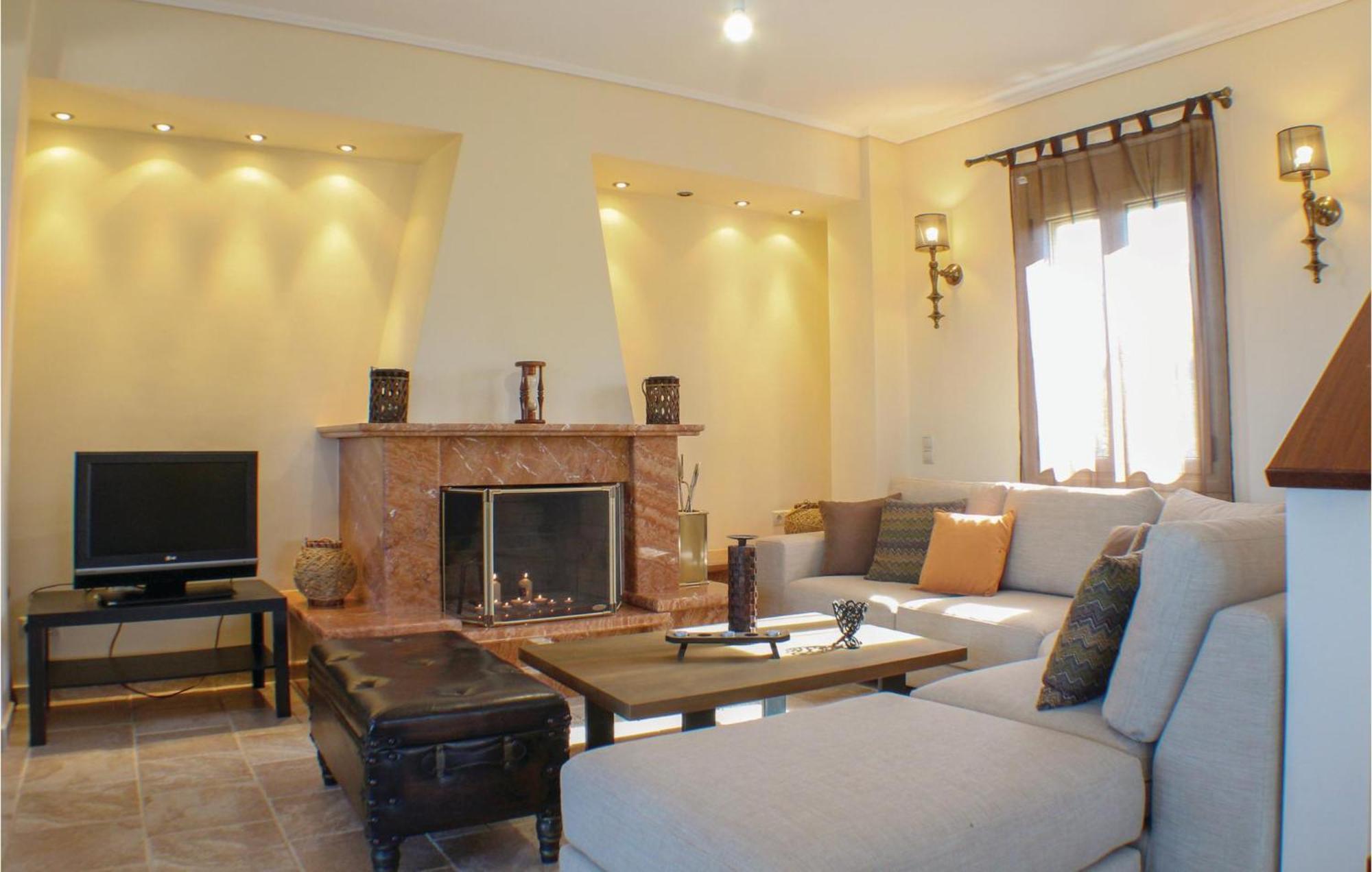 Amazing Home In Koroni With Wifi Экстерьер фото
