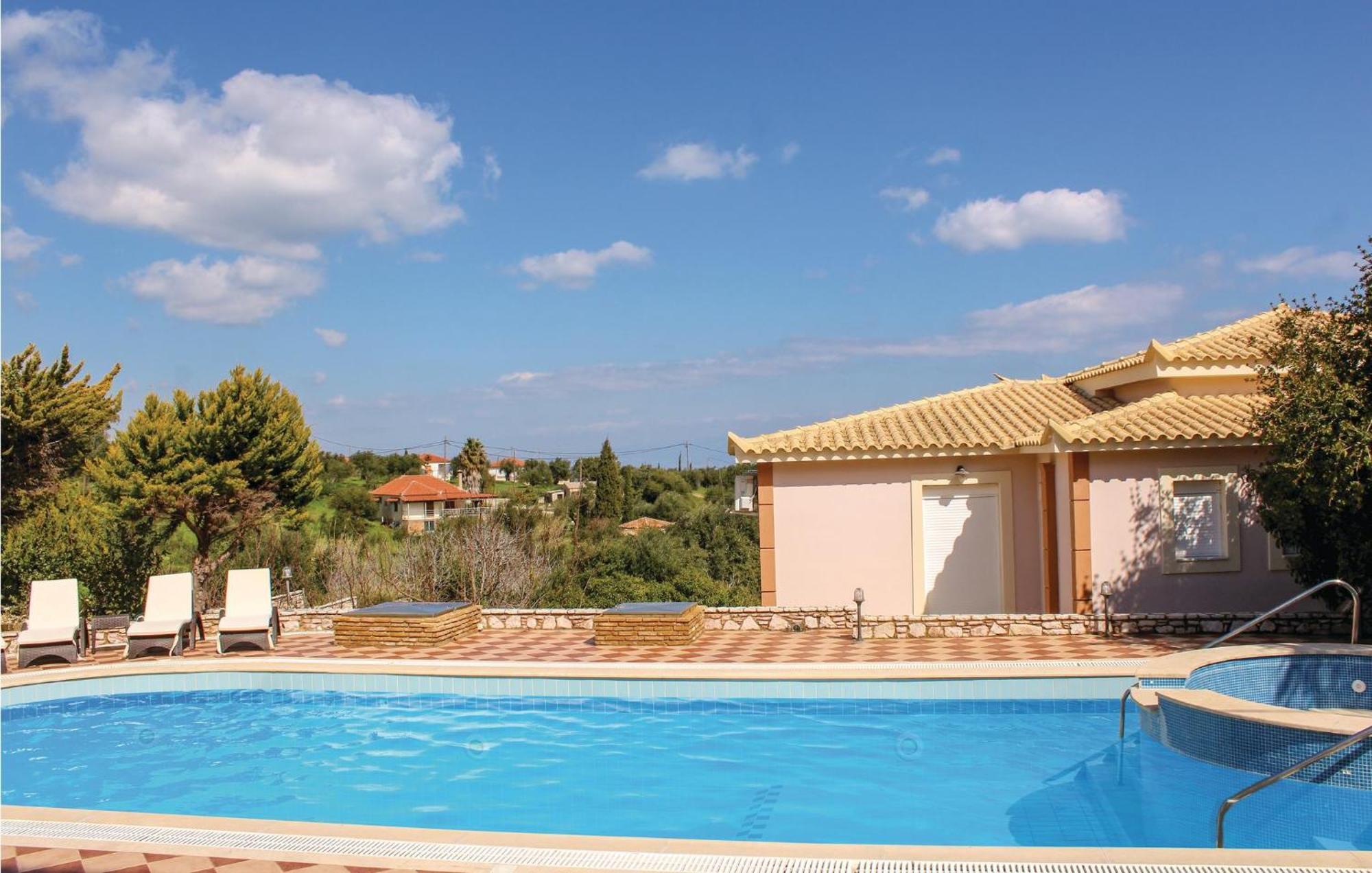Amazing Home In Koroni With Wifi Экстерьер фото