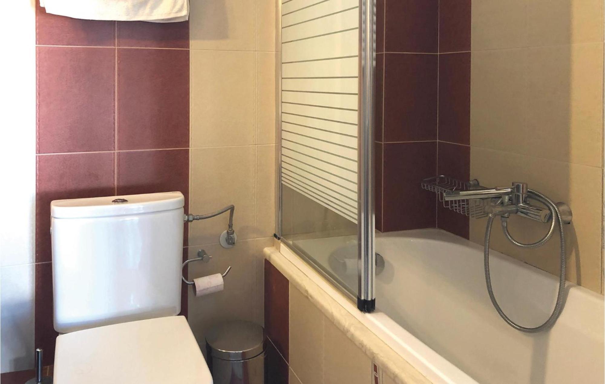 Amazing Home In Koroni With Wifi Экстерьер фото
